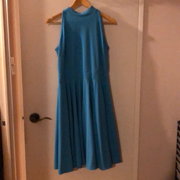 Blue sleeveless midi dress plus size - Picture 1 of 2